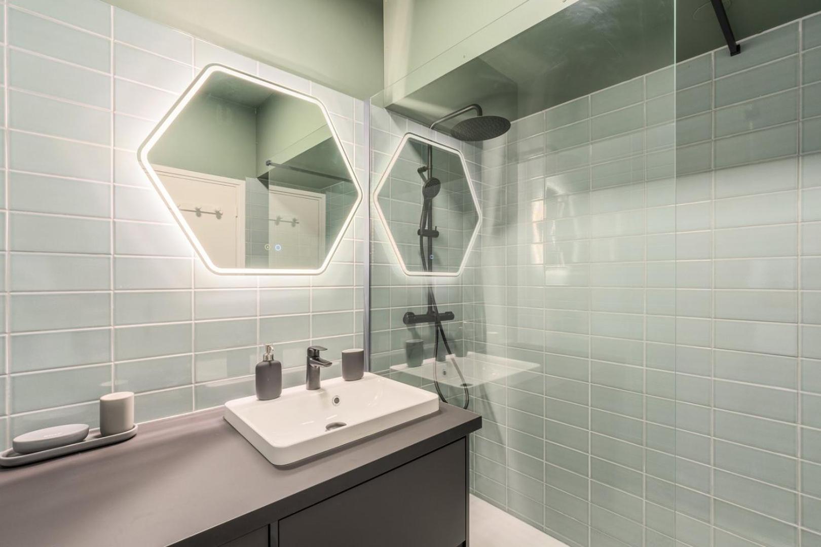 Charming 2 Bedroom Apartment - Old ליל מראה חיצוני תמונה